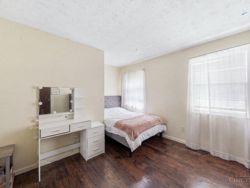 818 Clearfield, Springdale, OH 45240 Photo 16
