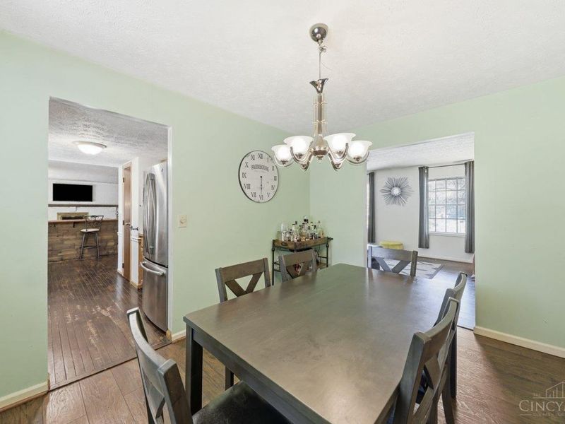 818 Clearfield, Springdale, OH 45240 Photo 6