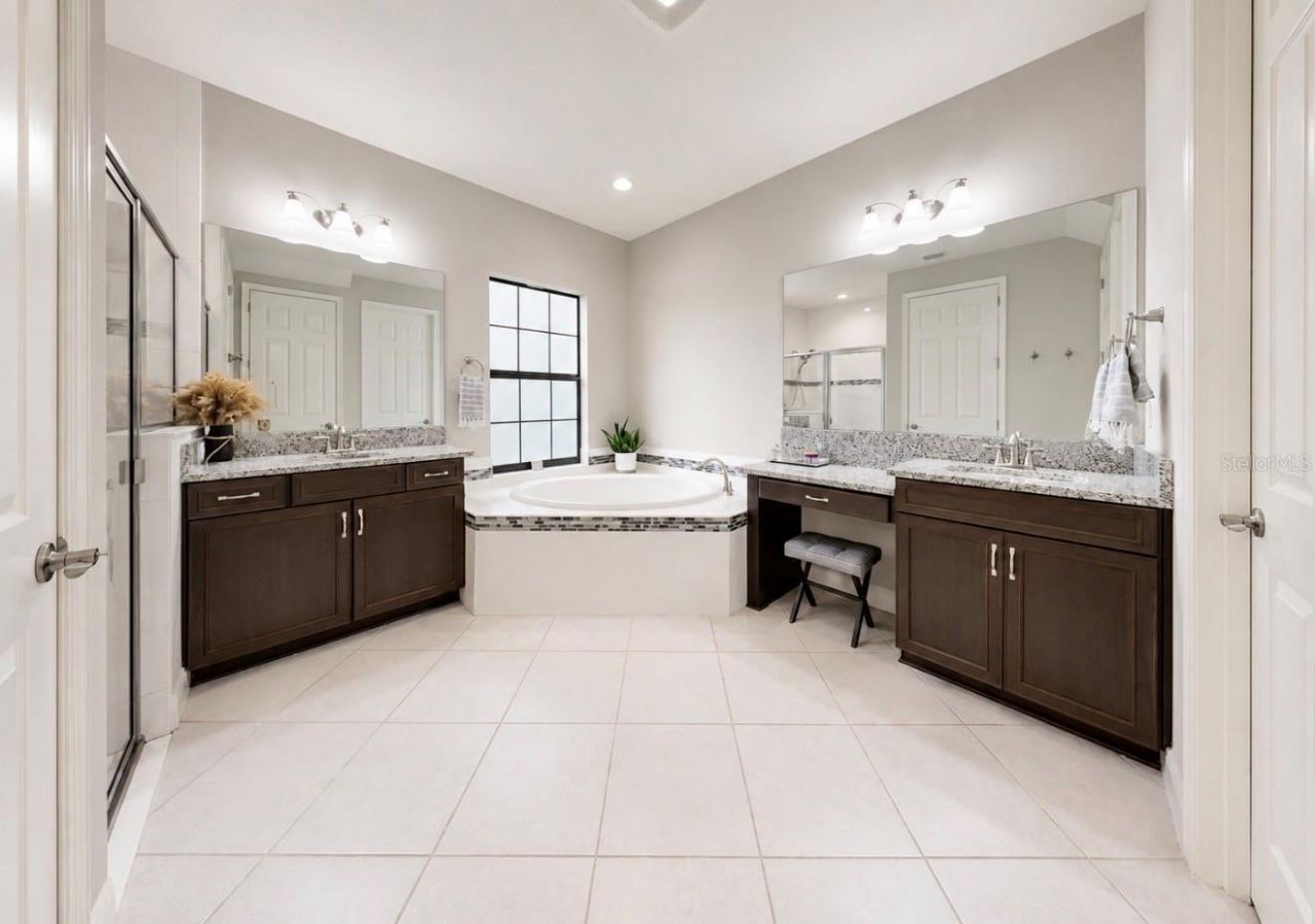 13211 Wildflower Meadow Drive, Riverview, FL 33579 Photo