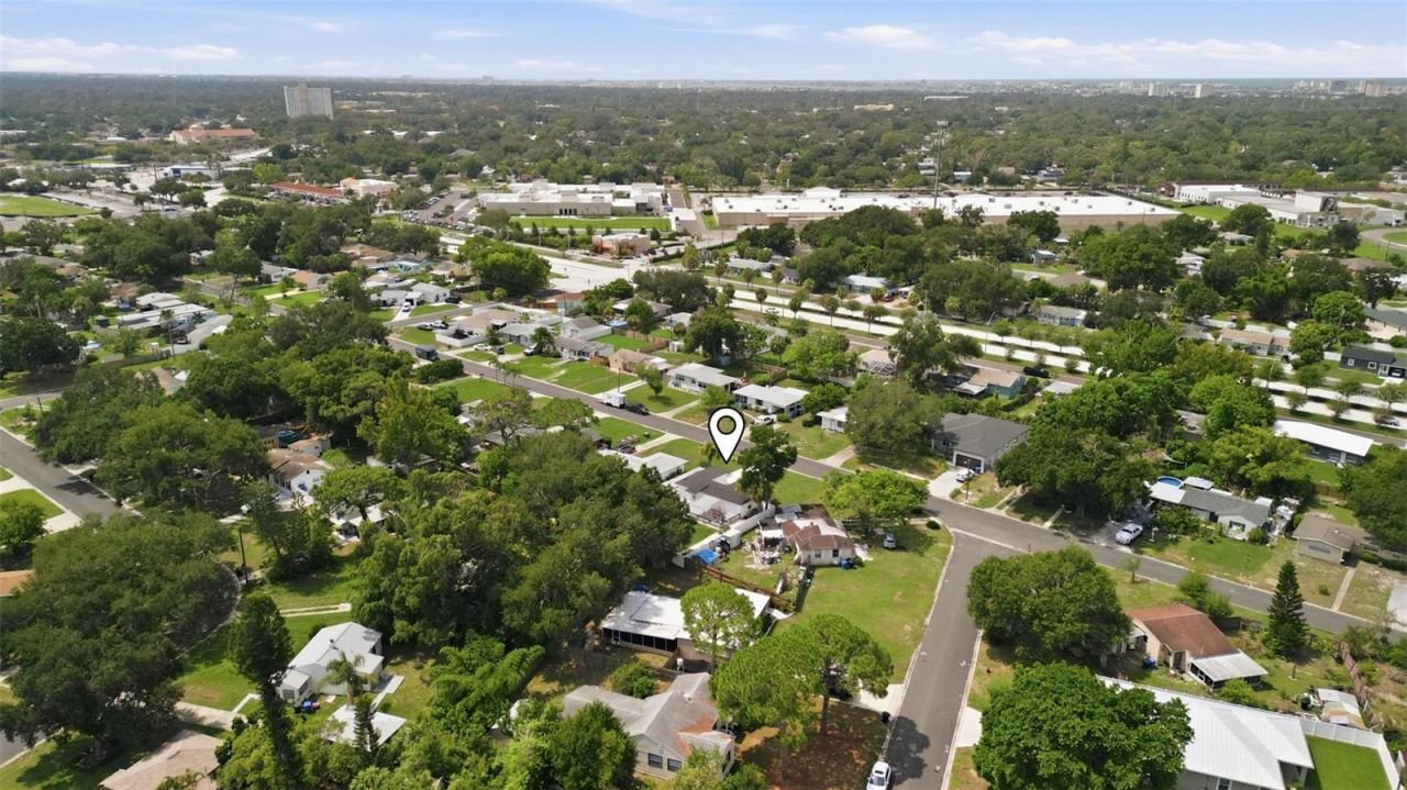 1317 Essex Drive N, Saint Petersburg, FL 33710 Photo