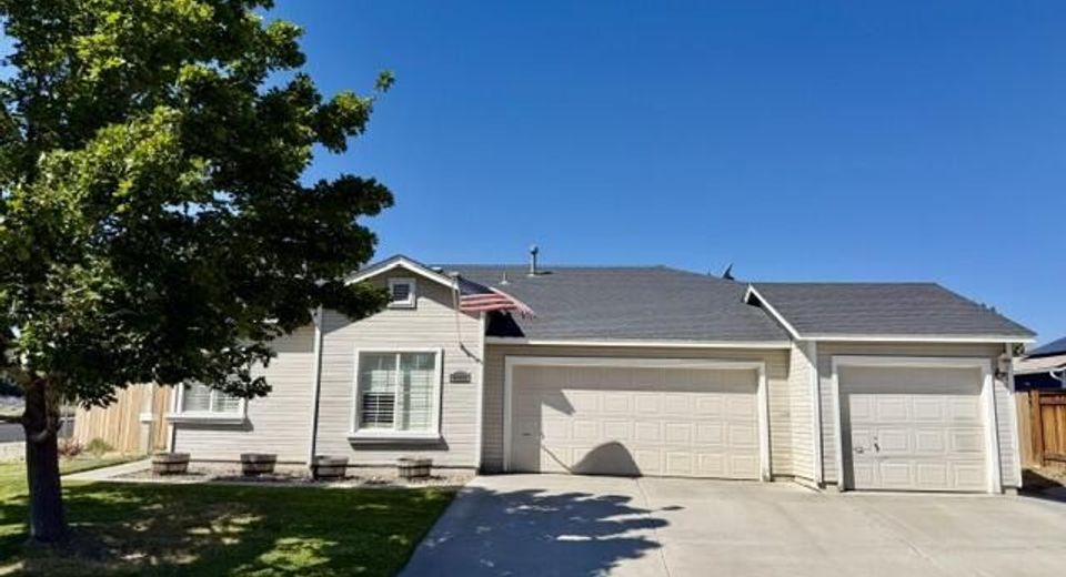 6469 Adobe Springs Drive, Spanish Springs, NV 89436 Photo