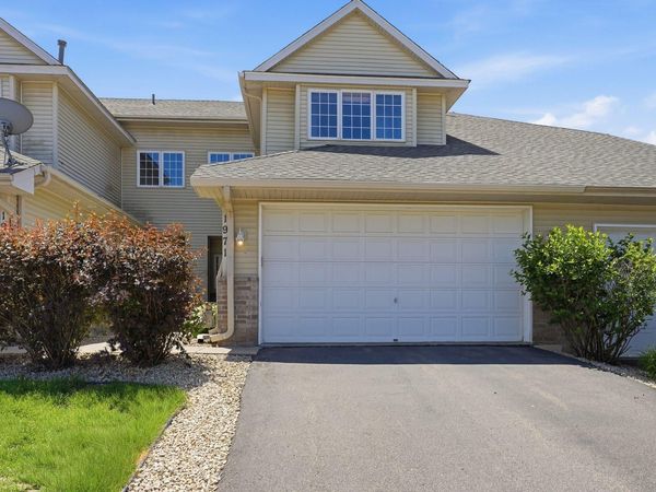1971 Andrew Court, Chanhassen, MN 55317
