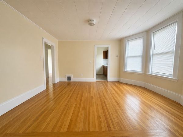 107 Jefferson St, Unit 3, Lynn, MA 01902