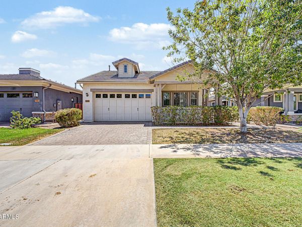 3161 E BLOOMFIELD Parkway, Gilbert, AZ 85296