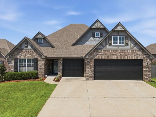 6812 S Elder Avenue, Broken Arrow, OK 74011