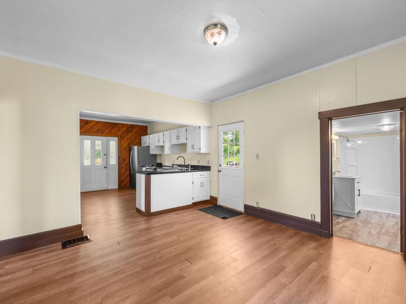 15869 Millfield Road , Millfield, OH 45761 Photo 8