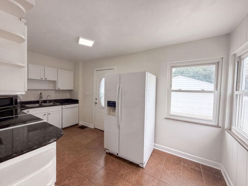 651 Raleigh Drive , Columbus, OH 43228 Photo 10