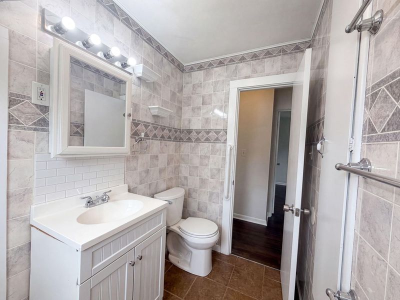 651 Raleigh Drive , Columbus, OH 43228 Photo 15