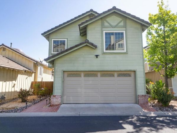 2767 Blackbush Lane, El Cajon, CA 92019