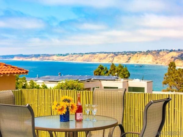 1520 Virginia, La Jolla, CA 92037