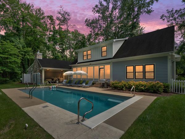 10305 Alice Avenue, Union Pier, MI 49129