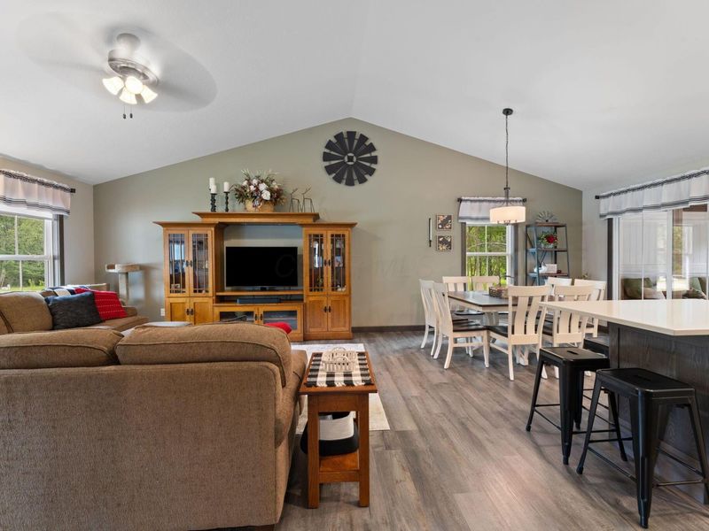 2776 Apple Valley Drive, Howard, OH 43028 Photo 10