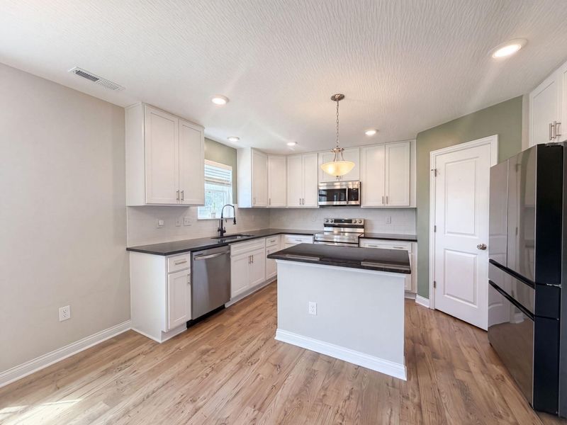 317 Genoa Road , Commercial Point, OH 43116 Photo 2