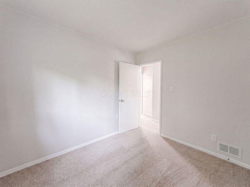 1175 Country Club Road, Columbus, OH 43227 Photo 18