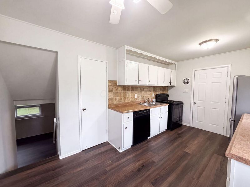 1175 Country Club Road, Columbus, OH 43227 Photo 2