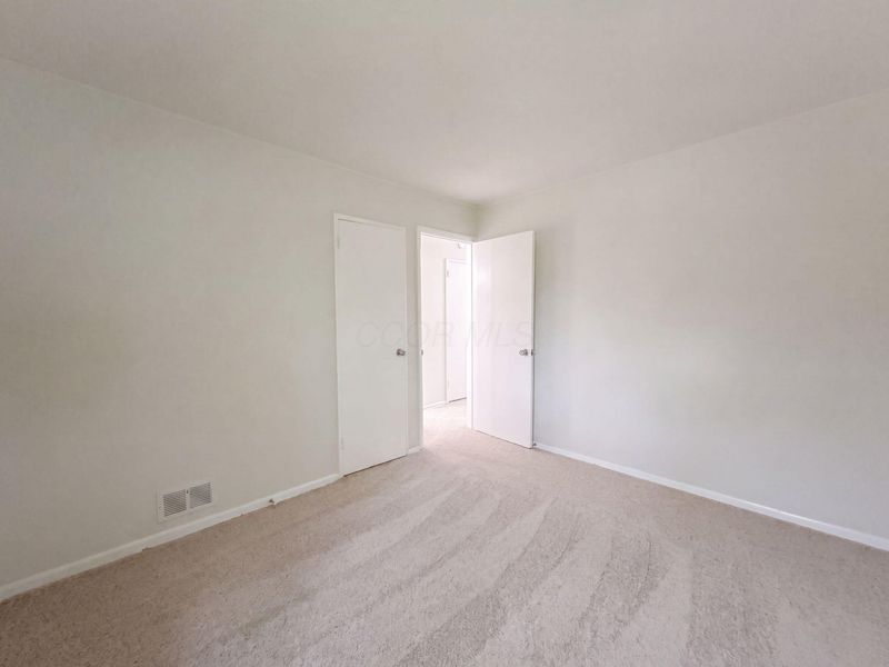 1175 Country Club Road, Columbus, OH 43227 Photo 20