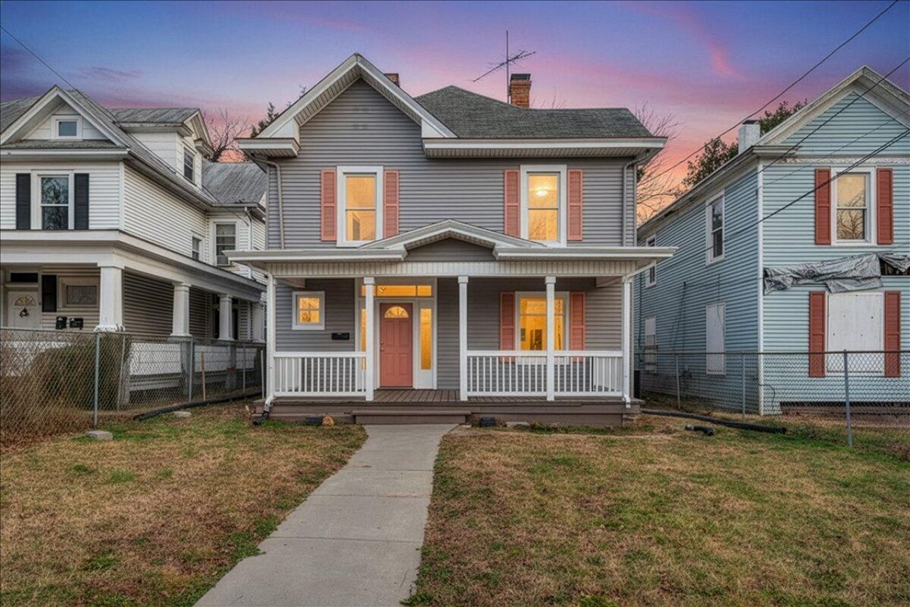 909 Highland Ave Se, Roanoke, VA 24013 Main Photo