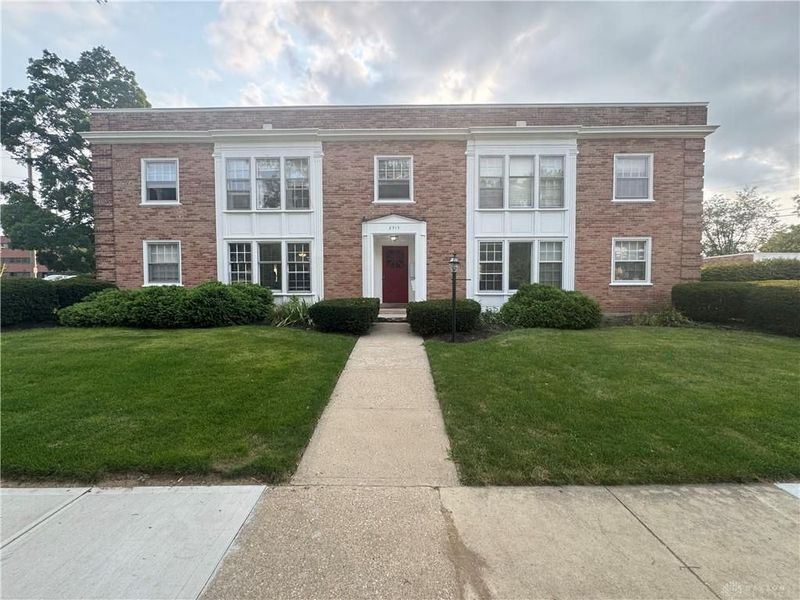 2515 Shafor Boulevard, Unit 4, Oakwood, OH 45419 Photo 1