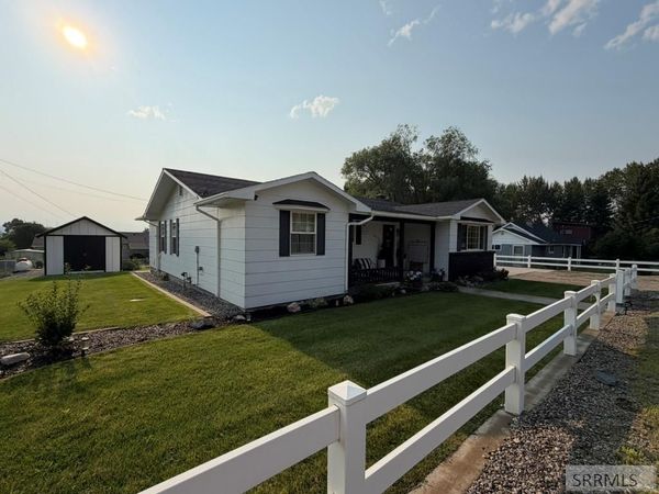 403 9th Street, SALMON, ID 83467