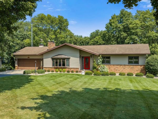 S2970 Golf Course Road, Reedsburg, WI 53959
