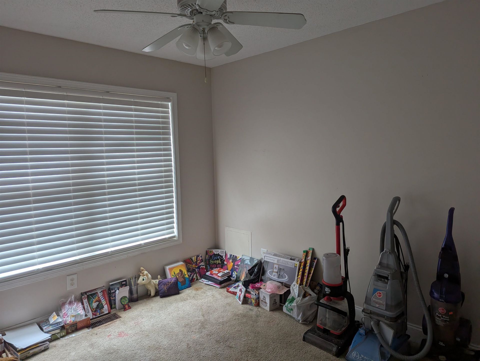 2711 Hilton Dr. Photo 5