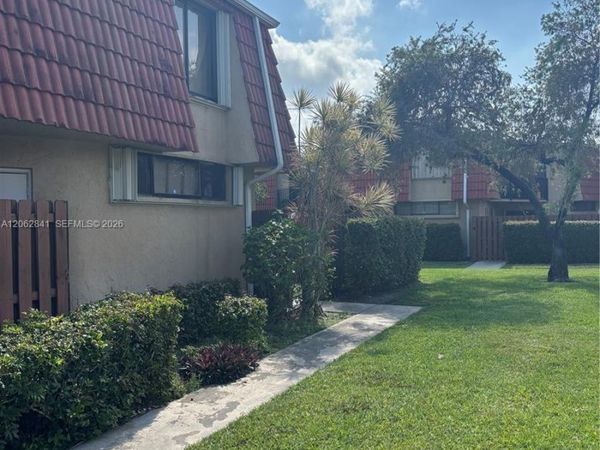 8353 Trent Ct , Unit A, Boca Raton, FL 33433