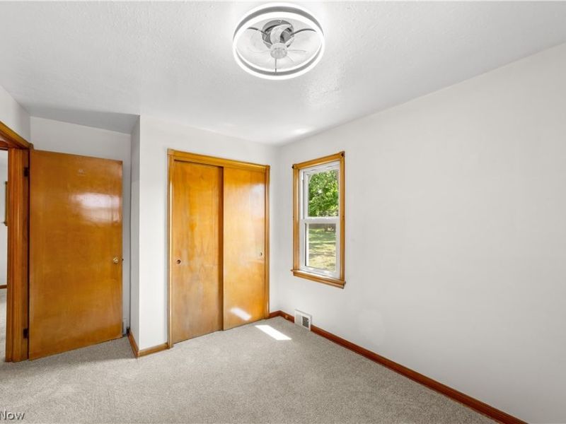 9319 Pinegrove Avenue , Parma, OH 44129 Photo 19