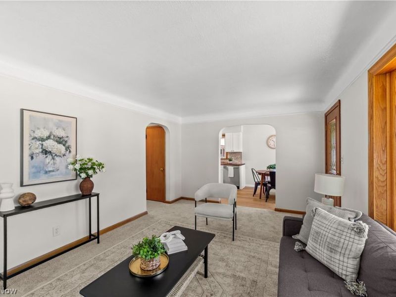 9319 Pinegrove Avenue , Parma, OH 44129 Photo 7