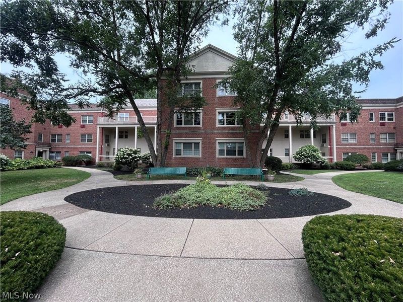 15925 Van Aken Boulevard , Shaker Heights, OH 44120 Photo 1