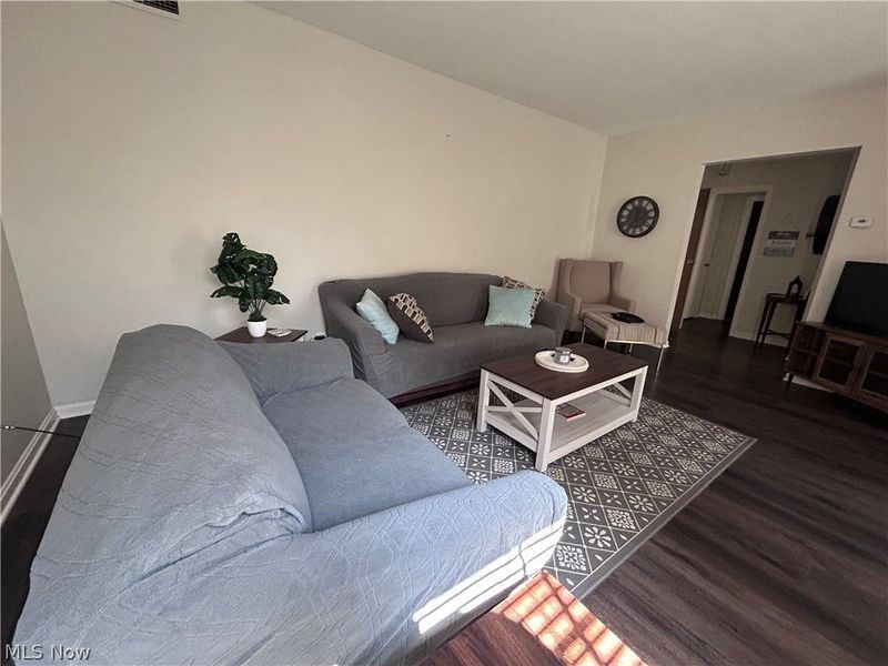 15925 Van Aken Boulevard , Shaker Heights, OH 44120 Photo 4