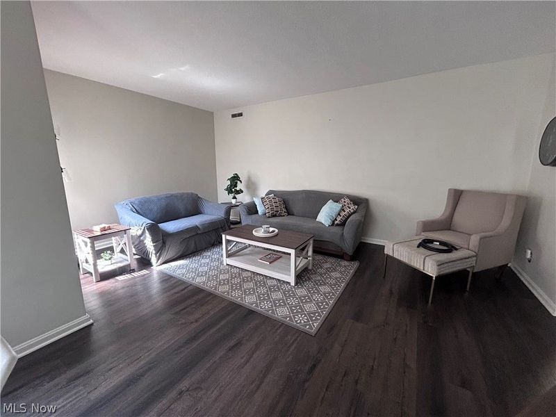 15925 Van Aken Boulevard , Shaker Heights, OH 44120 Photo 5