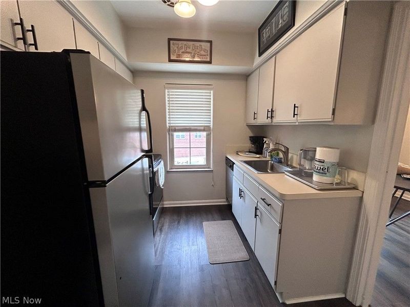15925 Van Aken Boulevard , Shaker Heights, OH 44120 Photo 8