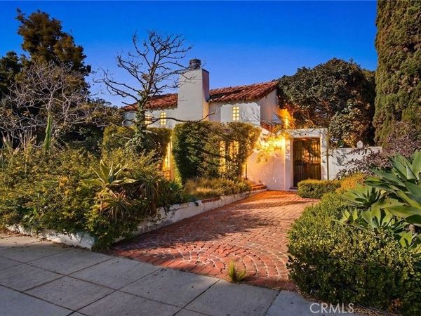 2243 Cloverfield Boulevard, Santa Monica, CA 90405