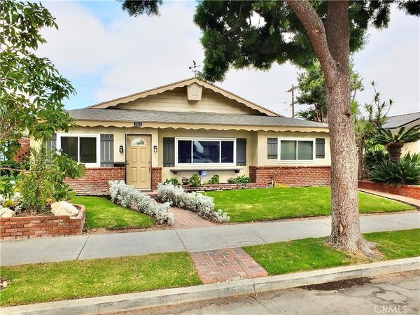 2553 Pine Avenue, Long Beach, CA 90806