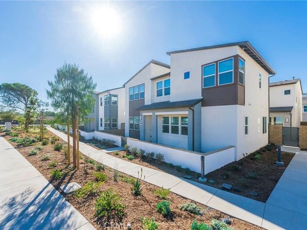 412 Flycatcher, Irvine, CA 92618