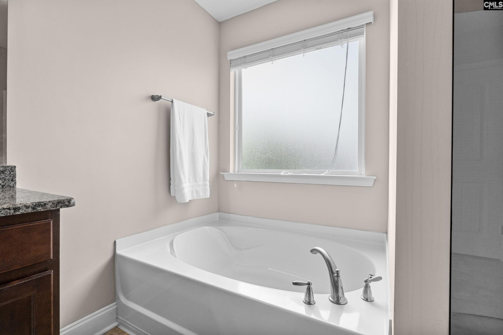 137 Glenellen Road  Photo 26
