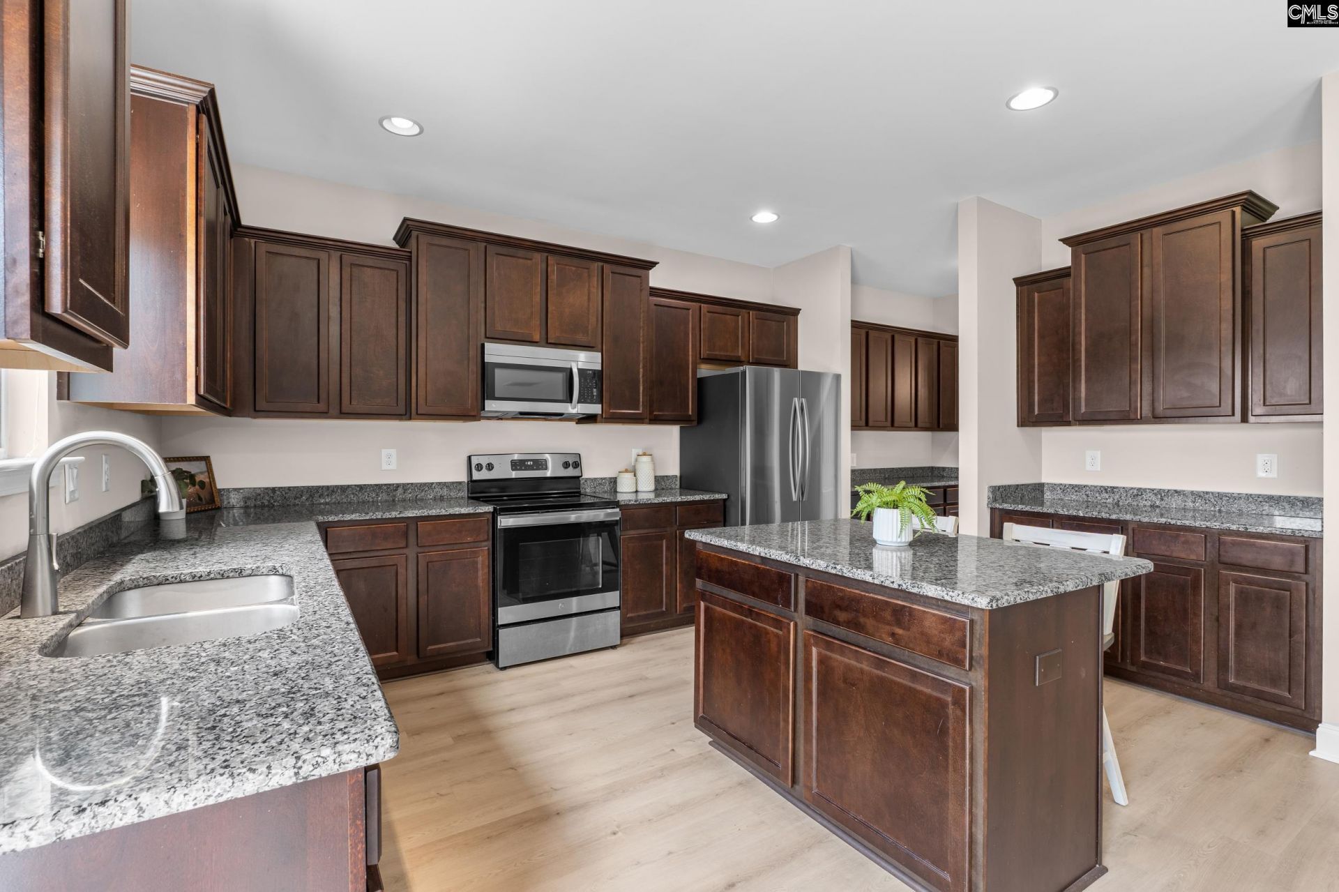 137 Glenellen Road  Photo 9