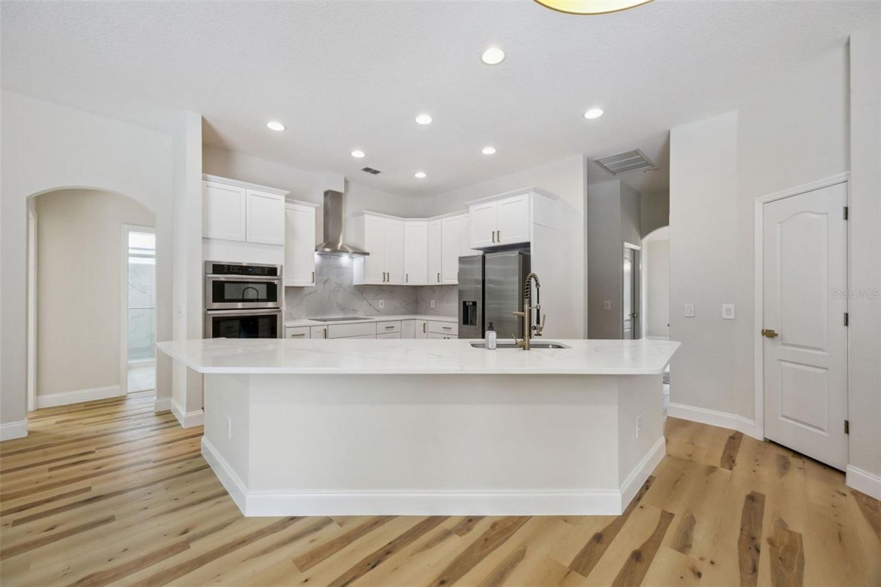 418 Covered Bridge Drive, Ocoee, FL 34761 Photo