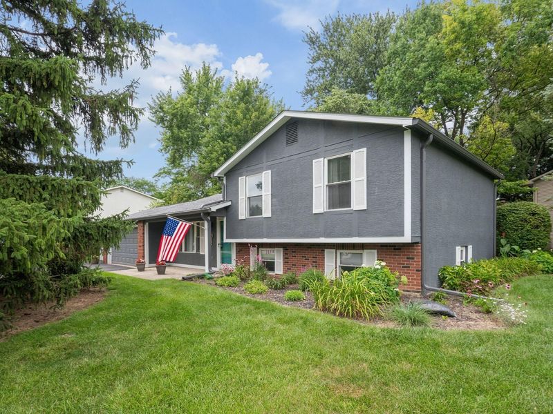 6777 Merwin Road E, Columbus, OH 43235 Photo 1