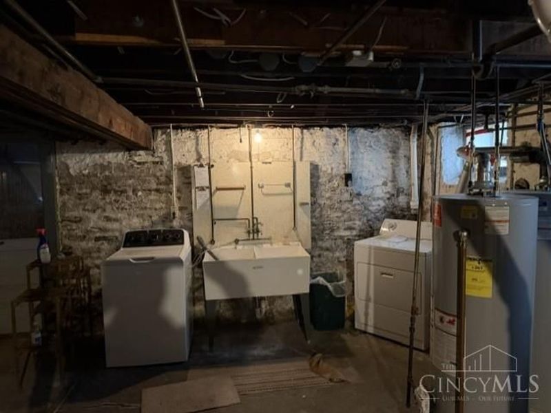 3943 Glenmore Avenue, Cheviot, OH 45211 Photo 18