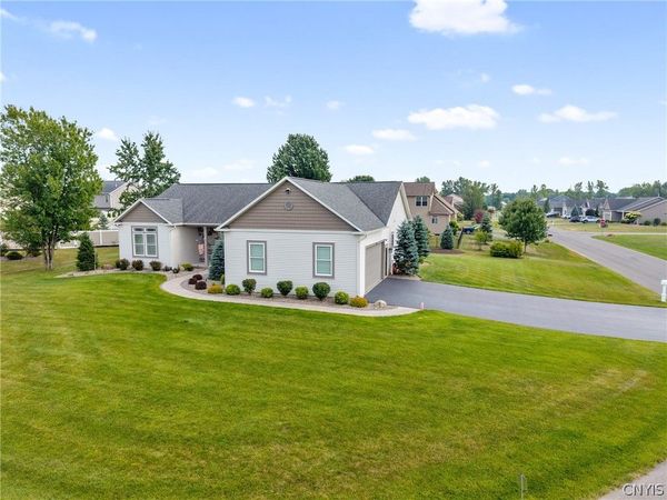 8211 Justin Drive , Clay, NY 13041