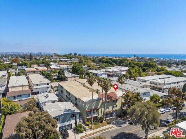 428 Hill Street, Unit 16, Santa Monica, CA 90405