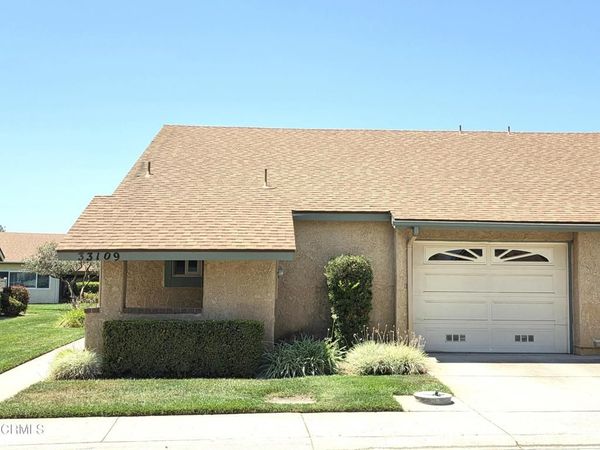 33109 Village 33, Camarillo, CA 93012