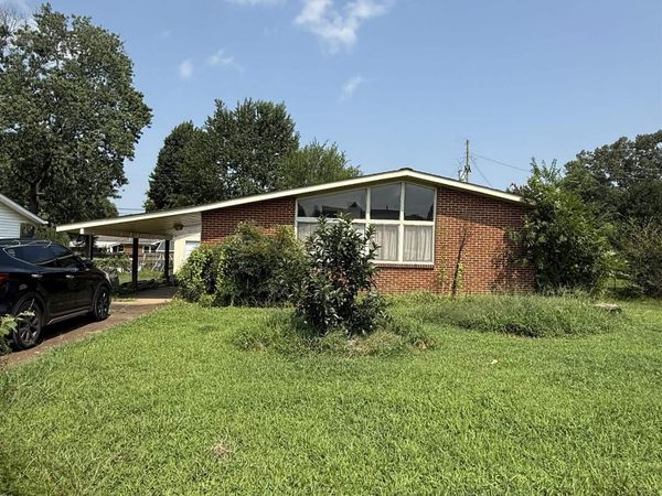 164 Prairie St, Florence, AL 35630