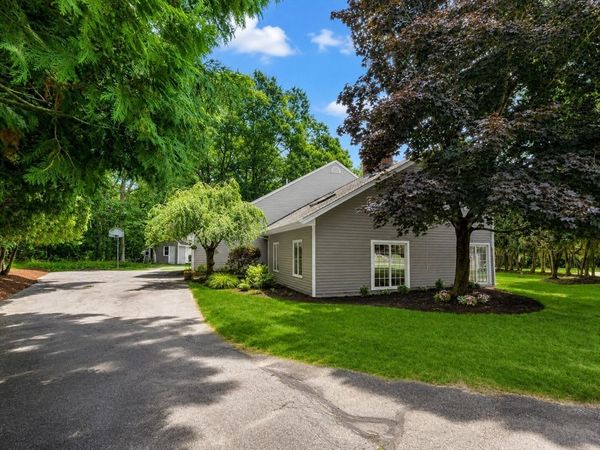 4 Turner Lane, Easton, MA 02334