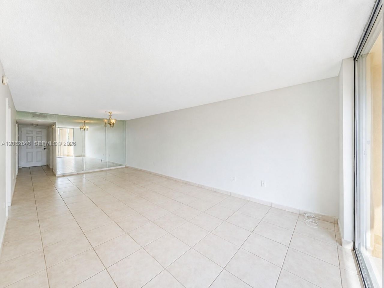 7921 Byron Ave , Unit 404, Miami Beach, FL 33141 Photo