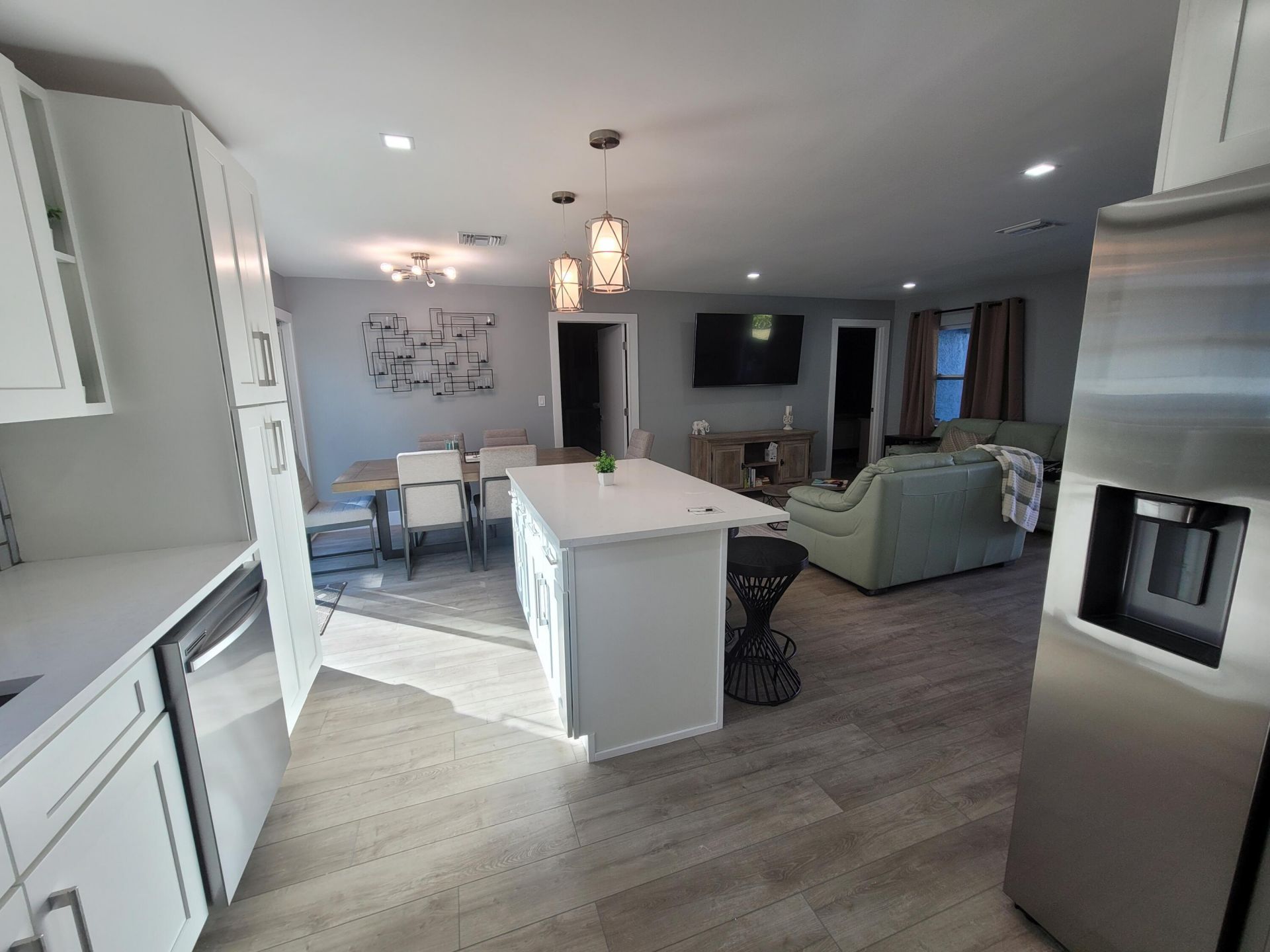 106 E Chandler Road, West Palm Beach, FL 33406 Photo