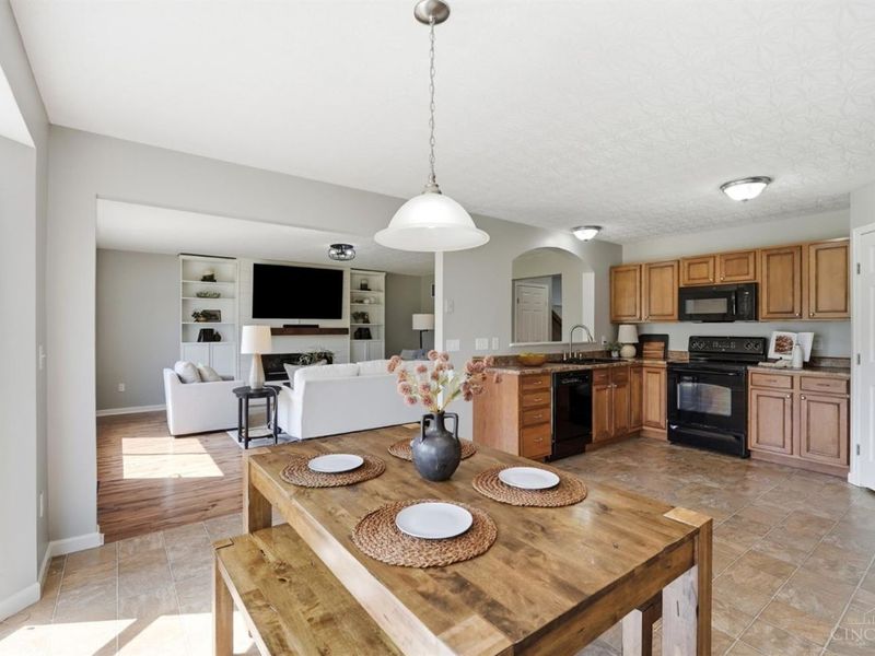 5236 Crested Owl Court, Hamilton Twp, OH 45152 Photo 15