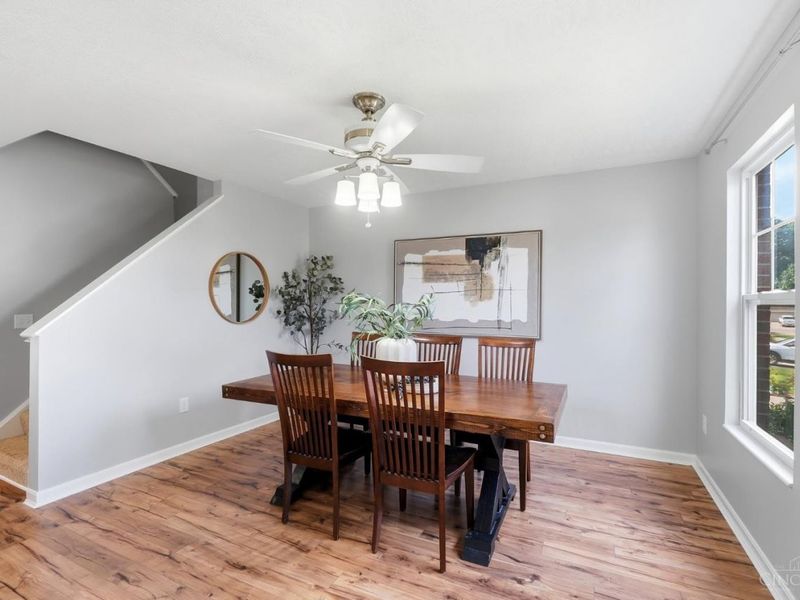 5236 Crested Owl Court, Hamilton Twp, OH 45152 Photo 4