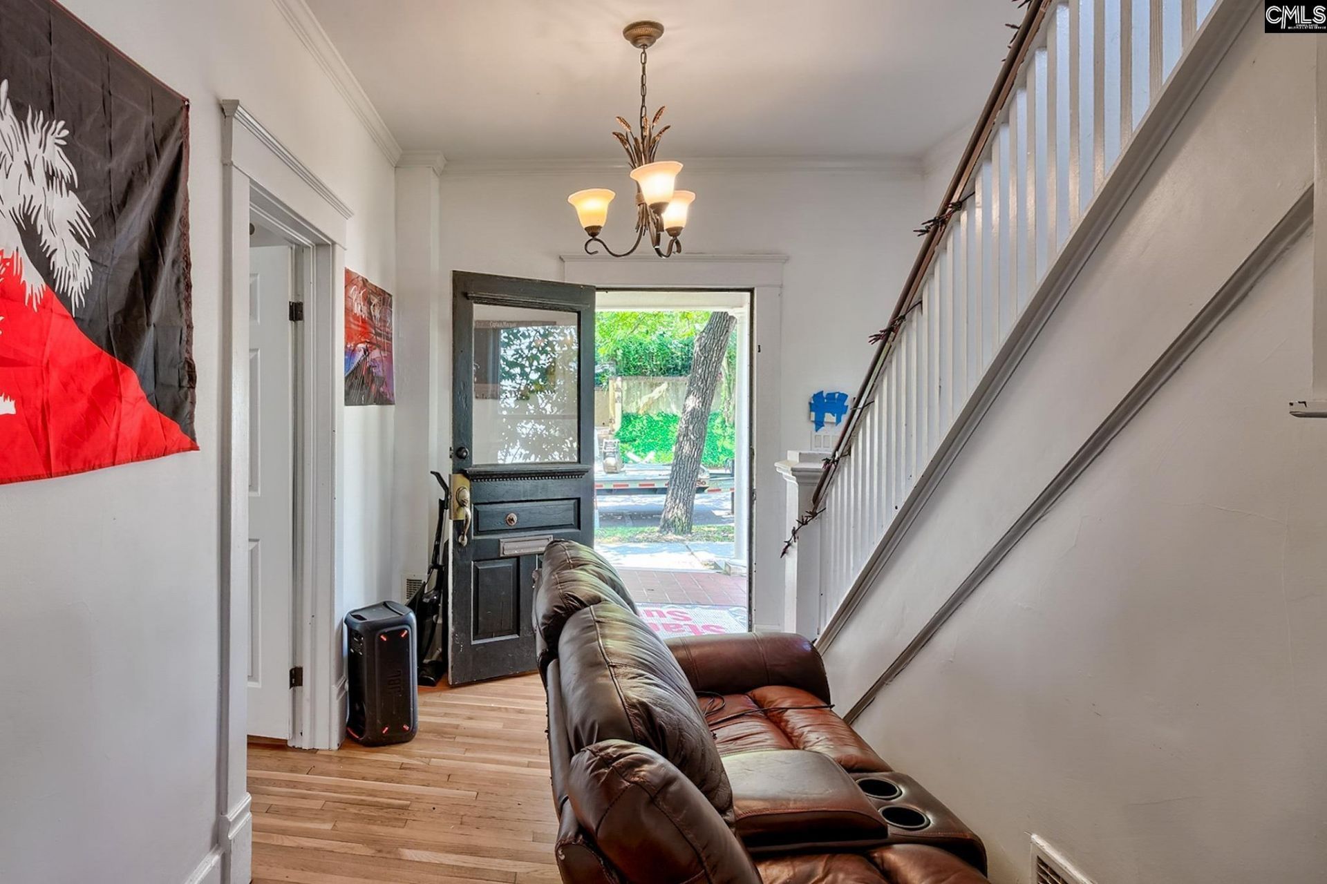 826 Laurens Street  Photo 11